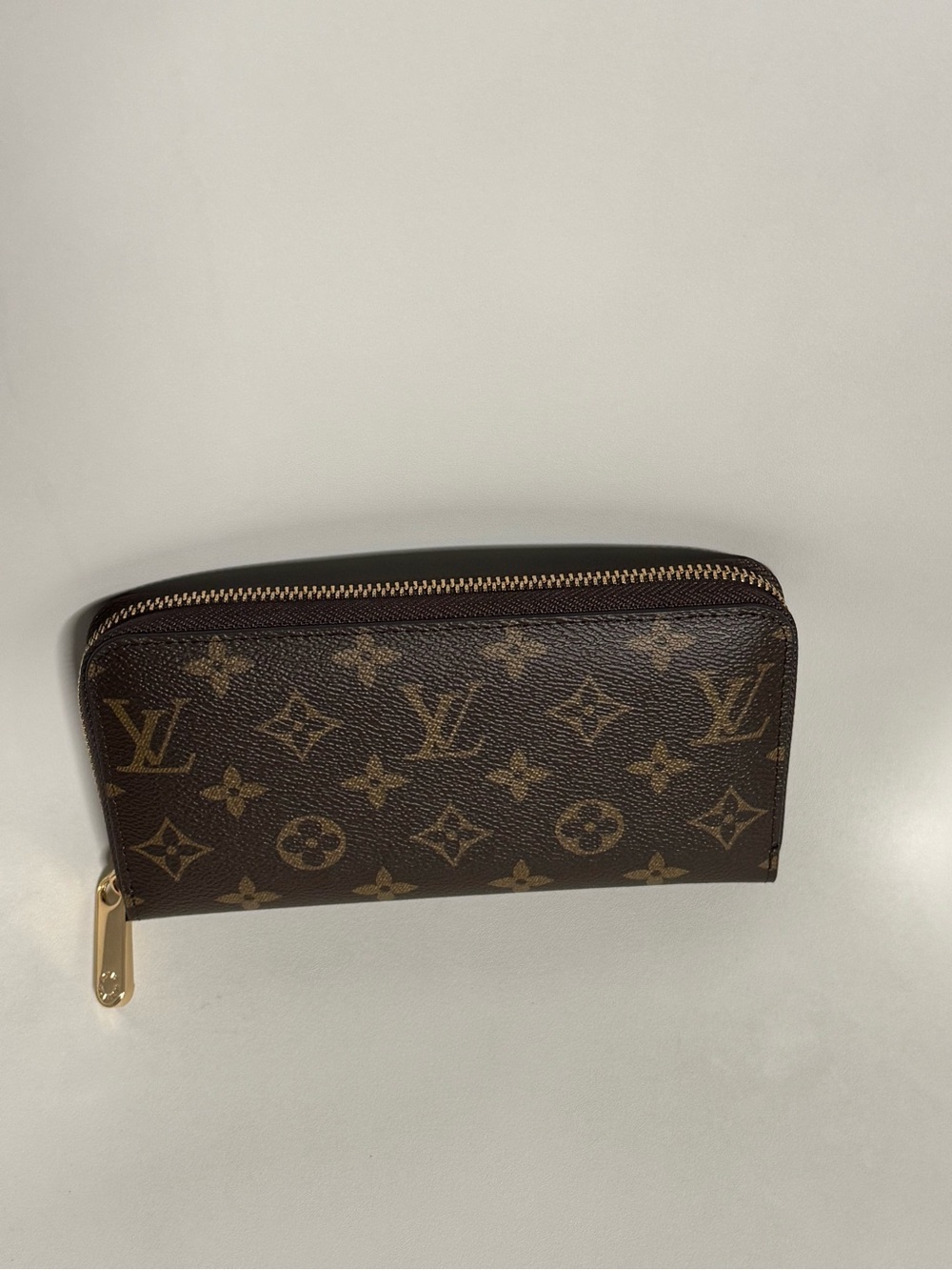 Louis Vuitton Brown Monogram Canvas Zippy Wallet
